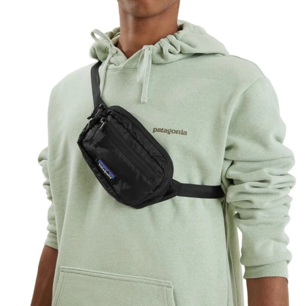 PATAGONIA Packable Travel Mini Hip Pack Black 1L Nylon Crossbody Bag Fanny